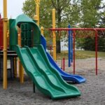 Parcul Ioanid: Mai multe persoane, intoxicate cu vapori de la substanțe folosite la locul de joacă