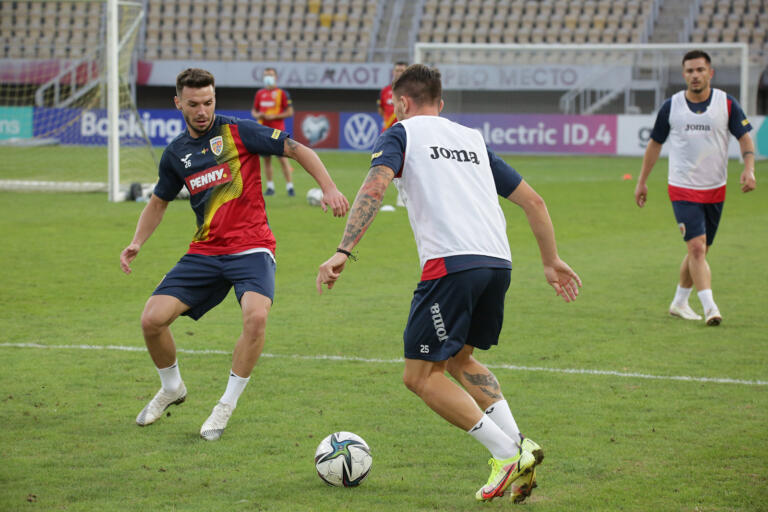 Rădoi are mari bătăi de cap înaintea meciului cu Macedonia de Nord: Cum arată echipa probabilă a naționalei României