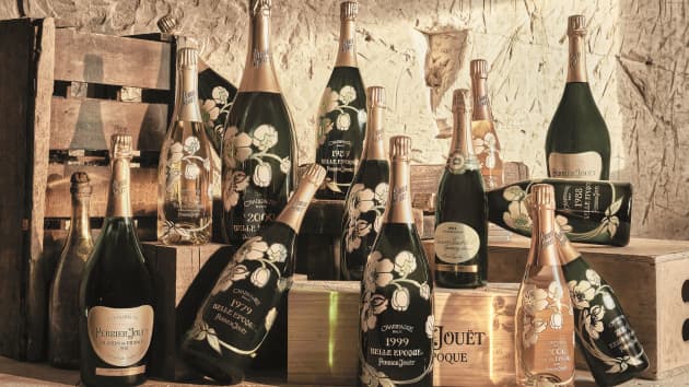 O șampanie veche de aproape 150 de ani va fi scoasă la licitație