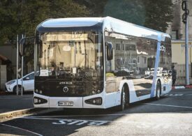 Peste 80 de autobuze electrice vor ajunge în 7 oraşe din ţară