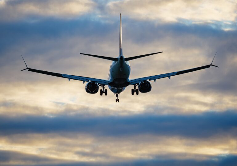 Seria neagră continuă pentru Boeing. O parte din aripa unui avion s-a rupt (Foto & Video)