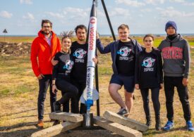 O echipă de studenți români participă la cea mai mare competiție de lansat rachete din lume