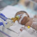 Două unități medicale Covid 19, Maternitatea Bucur din București și  Spitalul „Sf. Maria” din Iași au nevoie de aparatură medicală vitală pentru tratarea cazurilor de Covid 19 la nou-născuți și copii