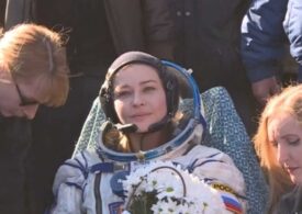 Echipajul rusesc care a realizat primul film în spaţiu a revenit pe Terra (Video)