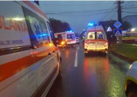 Arafat anunță că în București un autobuz a fost transformat în ambulanţă și poate transporta 10 pacienţi cu COVID-19