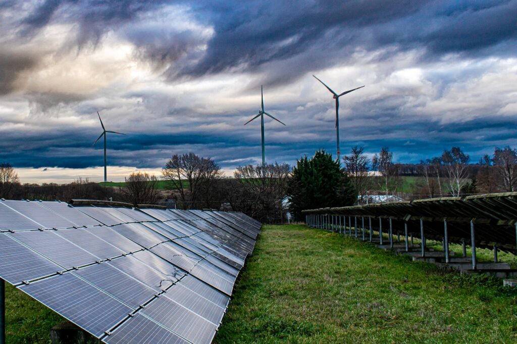 Energia curată a scutit Europa de o factură de 51 de miliarde de euro. Solarul schimbă jocul energetic