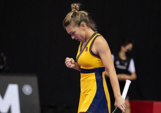 Simona Halep: "Mi s-a blocat spatele, nu știu cum am câștigat meciul"