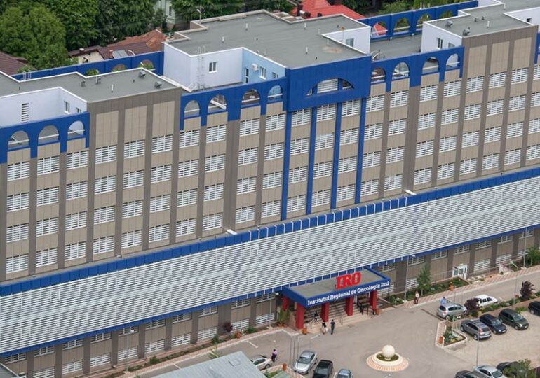Focare noi de COVID-19 în Iași, la două spitale și un liceu