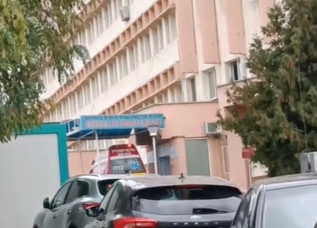 Dosar penal pentru fake news, după ce o persoană a spus pe Facebook că spitalul modular ATI de la Neamț e gol