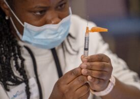 OMS spune că e imoral și nedrept ca lumea să primească booster-ul de vaccin antiCovid, în timp ce Africa n-a văzut nici prima doză