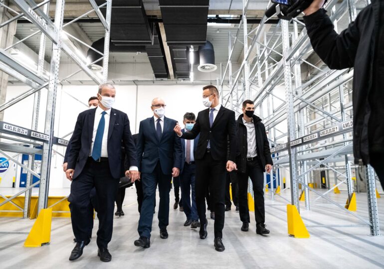 Ungaria a inaugurat o fabrică de vaccinuri și cel mai mare depozit frigorific din UE