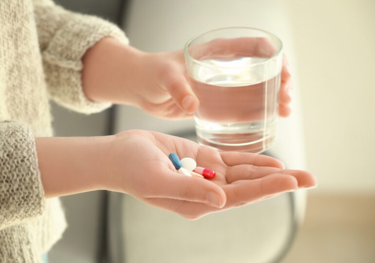 Ministerul Sănătății s-a sucit: Farmaciile pot elibera antibiotice fără rețetă doar pentru 48 de ore