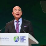Jeff Bezos promite 2 miliarde de dolari pentru refacerea naturii