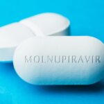 EMA aprobă folosirea în caz de urgenţă a Molnupiravir, pastila Merck împotriva Covid-19