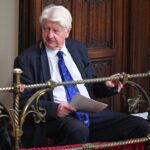 Două femei îl acuză pe tatăl premierului Boris Johnson că le-a atins în mod nepotrivit