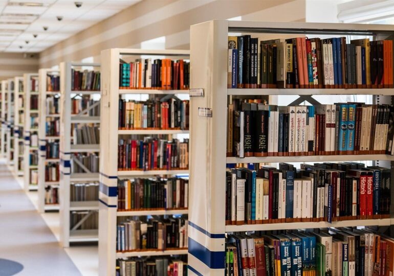 Studenții vor avea acces gratuit la toate bibliotecile universitare