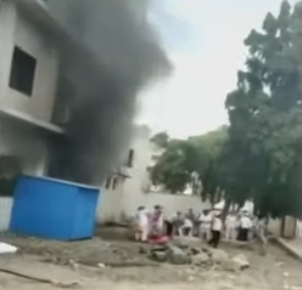 Incendiu la secția ATI a unui spital din India: 11 pacienți Covid au murit (Video)