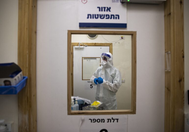 Cazurile noi Covid au crescut cu 242%, în Israel, într-o săptămână