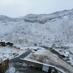 A nins la munte! Salvamont recomandă turiştilor să se echipeze de iarnă şi să evite traseele fără marcaje