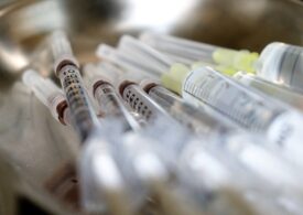Se întâmplă și în Belgia: Un medic e anchetat pentru 2.000 de vaccinări la chiuvetă