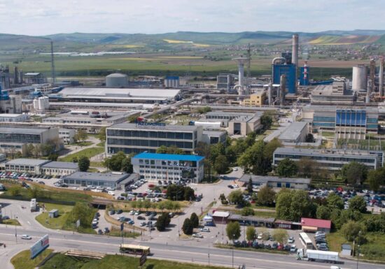 Romgaz preia Azomureș cu 69 de milioane de euro. Bolojan: Salvăm producția de îngrășăminte pentru agricultura românească