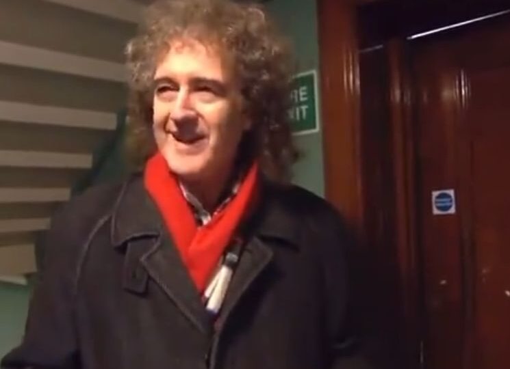 Chitaristul Brian May, fondator al formaţiei Queen, a fost testat pozitiv Covid: Au fost câteva zile oribile