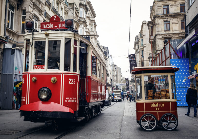 MAE avertizează că există un risc ridicat de insecuritate în Istanbul: Evitați călătoriile dacă nu sunt necesare