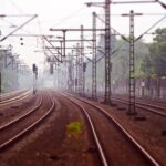 Locomotiva unui tren de călători a luat foc, în apropiere de Oradea