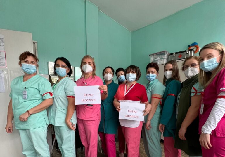Grevă japoneză în spitale. Joi e protest Sanitas la Guvern