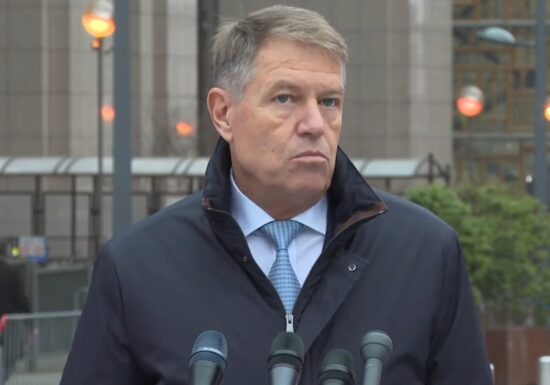 O mașină de protocol folosită de Klaus Iohannis când era primar, scoasă la licitație cu un preț de pornire neașteptat de mic