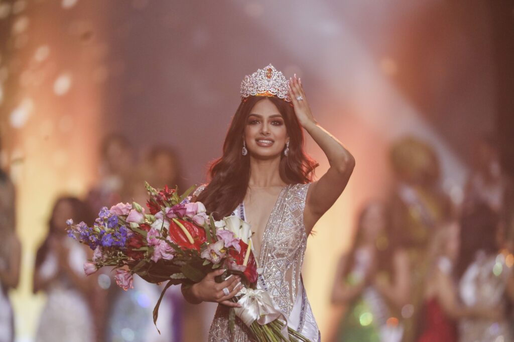 Miss Univers 2021 câștigătoare India