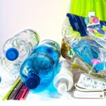 Realizare revoluționară: Enzima care descompune deşeurile din plastic în câteva ore
