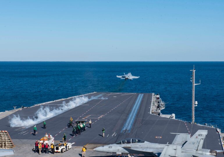 Portavionul american USS Harry Truman rămâne în Marea Mediterană ca asigurare pentru europeni, în contextul tensiunilor cu Rusia
