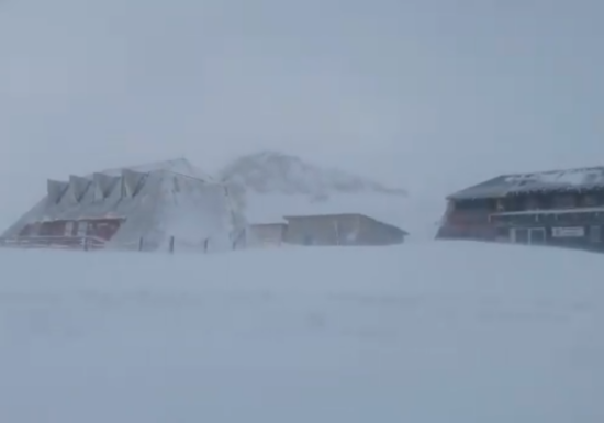 ANM a extins codurile de vânt și viscol. Cod roșu la munte, cod galben în București (Hărți) - UPDATE