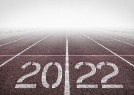 Lumea merge înainte. Cinci previziuni optimiste pentru 2022