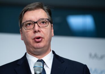 Serbia va începe să asambleze roboți umanoizi. Vucic: În două luni vom avea ceva ce nu avea nicio altă țară europeană