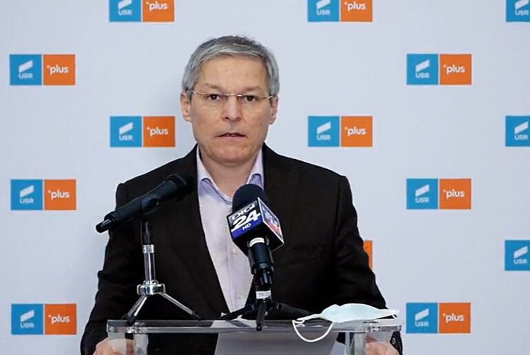 Dacian Cioloș a anunțat oficial că a demisionat de la șefia USR: Nu puterile mi-au lipsit, ci încrederea