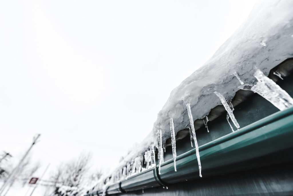 Cum se încălzesc oamenii la minus 30 de grade Celsius, în orașul fără încălzire centralizată și cu 6 milioane de locuitori