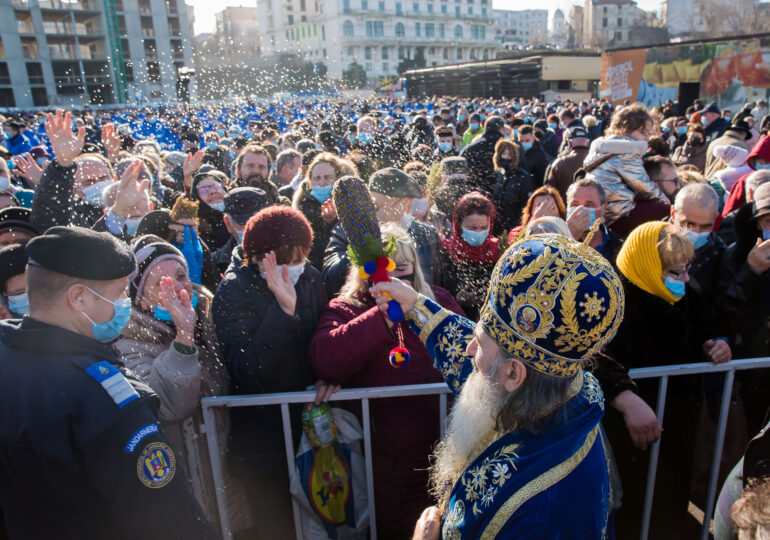 IPS Teodosie face procesiune cu care cu boi şi măgari de Bobotează. Aşteaptă 20.000 de persoane: Dacă vedeţi că oamenii se mai înghesuie, aceasta este evlavia!