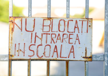 După rezultatele dezastruoase la PISA, ministrul Educației găsește soluția: „Școala altfel” și „Săptămâna verde” să fie mai mult... școală