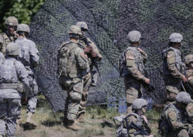 SUA şi alte țări NATO vor să mai trimită câte 1.000 de militari în România, Bulgaria şi Ungaria
