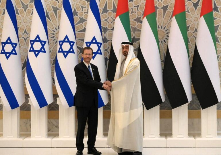 Președintele Israelului, în vizita istorică din Emirate: Fiii şi fiicele lui Abraham pot coexista pașnic, spre folosul omenirii (Video)