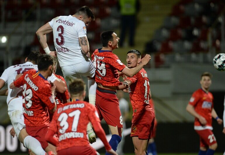 Liga 1: FCSB termină la egalitate cu CFR Cluj după un derbi de poveste, iar gazdele încă mai au speranțe la titlu