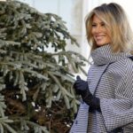 Melania Trump îşi vinde o pălărie la licitaţie. Vor fi acceptate doar criptomonede