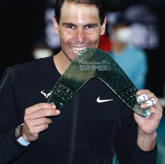 Rafa Nadal câștigă titlul la Melbourne la primul său turneu disputat din august 2021