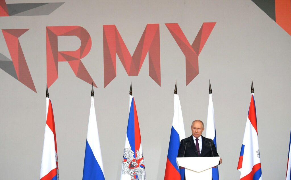 Putin - Ce efecte are asupra României presiunea militară pusă de Vladimir Putin pe Ucraina? PutinArmataHepta-1024x632