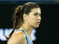Sorana Cîrstea, eliminată de Iga Swiatek în optimi la Australian Open