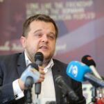 Ciucă l-a numit în Guvern pe fiul baronului PSD Buzatu şi al Gabrielei Creţu