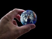 Munchen: Să nu ne despletim și să nu ne sfâșiem hainele deplângând ”noua ordine mondială”