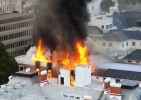 Incendiu puternic la clădirea parlamentului din Africa de Sud (Video)